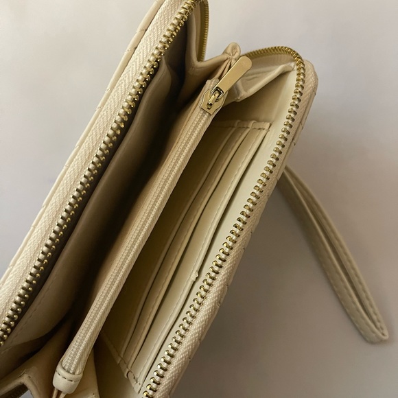 Wallet - Picture 3 of 3